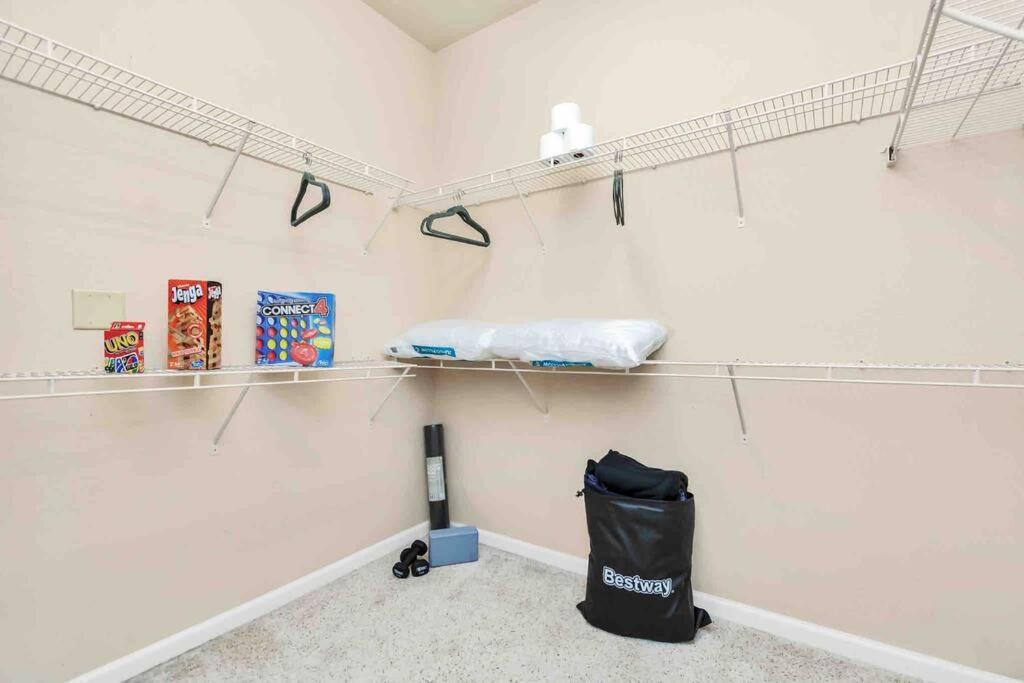 Modern Condo Near Texas Medical Center W Free Parking Houston Exterior photo